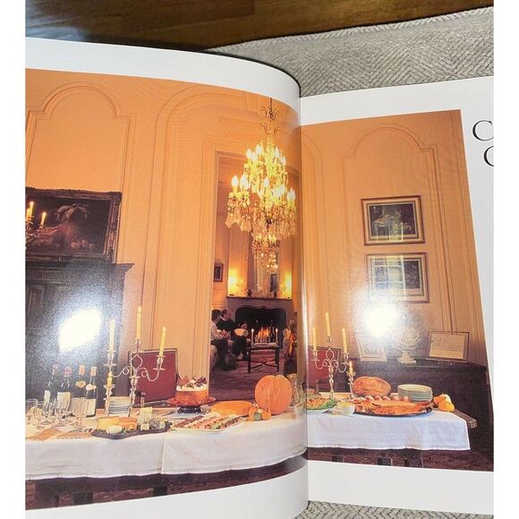 Chateau Cuisine by WILLAN Hardback Book - Picture 3 of 3